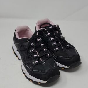 Women's AVIA Black and Pink Athletic Shoes Size 9